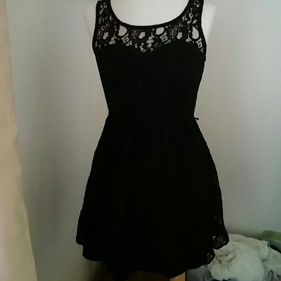 Moving sale!! Black dress📦