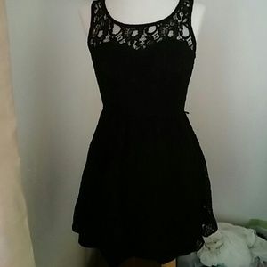 Moving sale!! Black dress📦