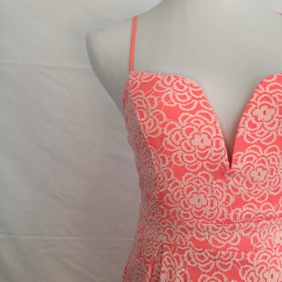 Floral Lace Embroidered Dress - Picture 2 of 4