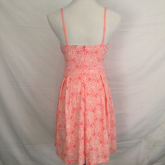 Floral Lace Embroidered Dress - Picture 4 of 4