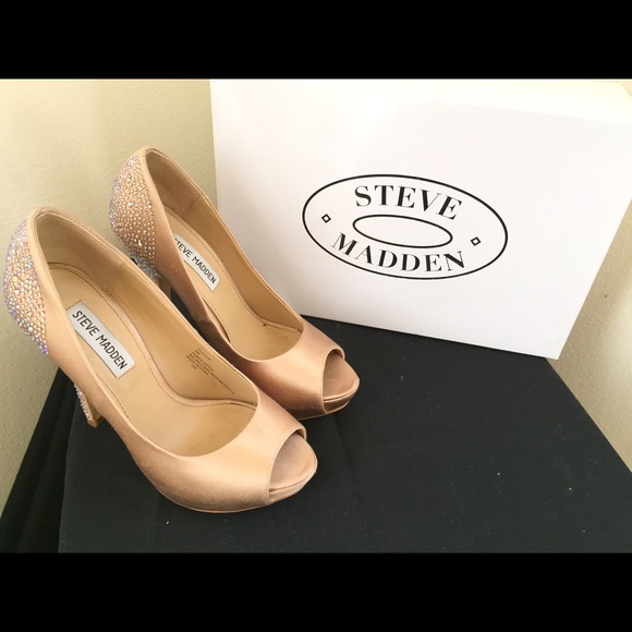 Name: Glayy- R Gold Satin - Picture 2 of 2