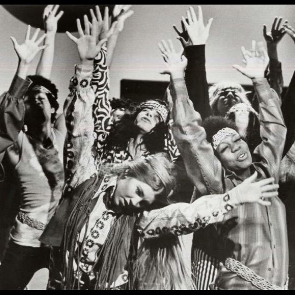 LESS THAN 30 MINUTES!!! 😆🎉💥✌️ - Picture 2 of 2