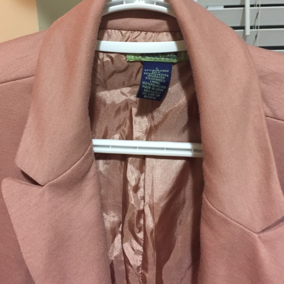 Pink blazer - Picture 3 of 4