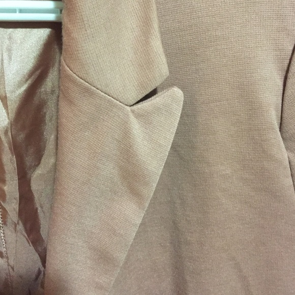 Pink blazer - Picture 4 of 4