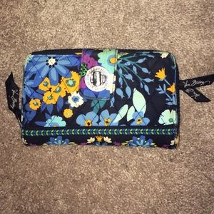 Vera Bradley wallet