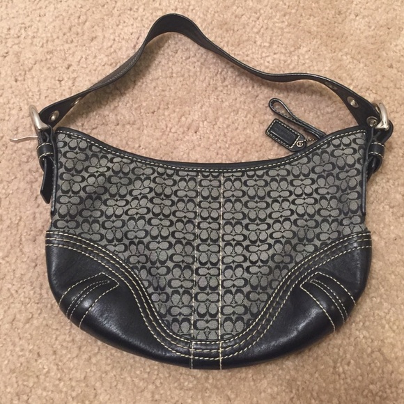 Coach shoulder bag - Picture 1 of 1