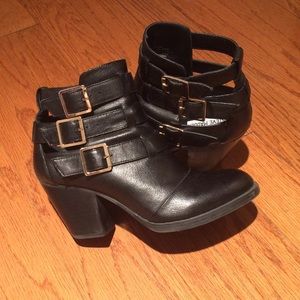 Steve Madden Boots