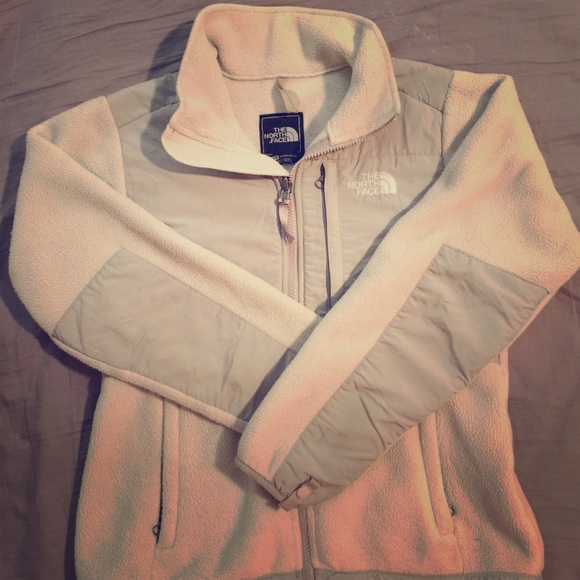 XS Northface Jacket in used condition.