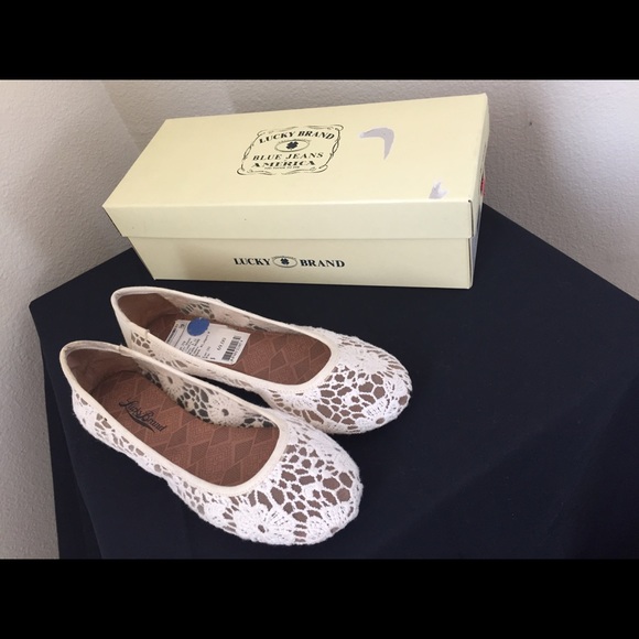 Flats - Picture 1 of 1