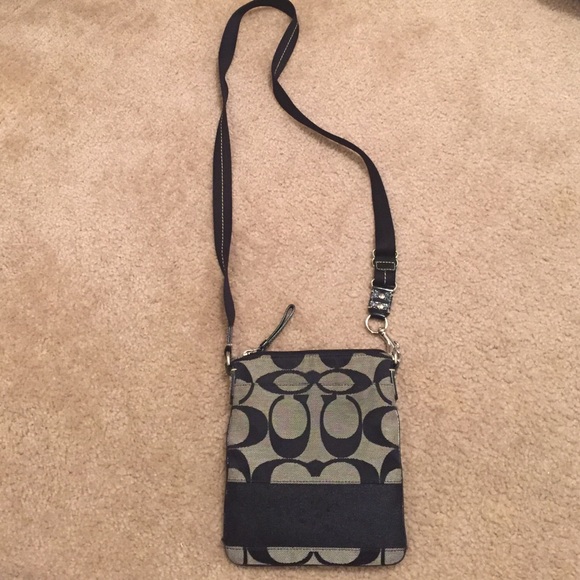 Coach cross body bag - Picture 1 of 3