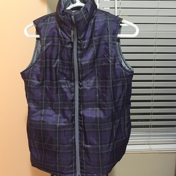 Reversible vest - Picture 2 of 2