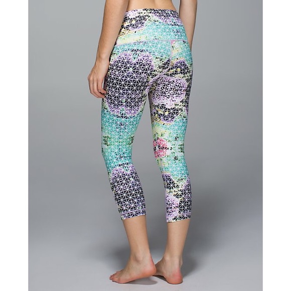 NWT Lululemon Paradise Grid Roll WUC - Picture 2 of 4