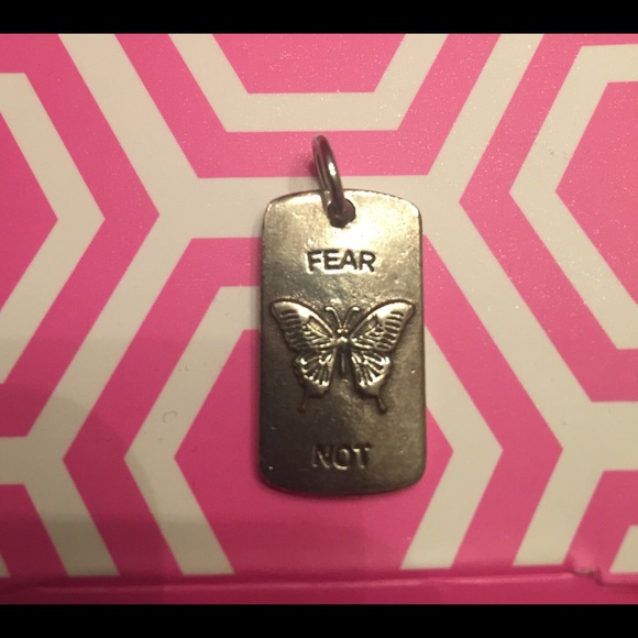 ORIGAMI OWL "fear not" silver dangle