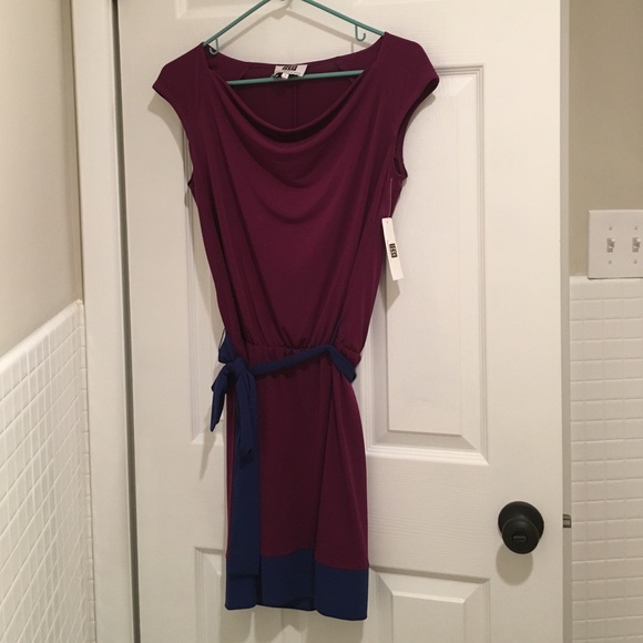 Burgundy work dress with navy trim