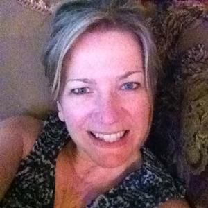 Meet your Posher, Maura