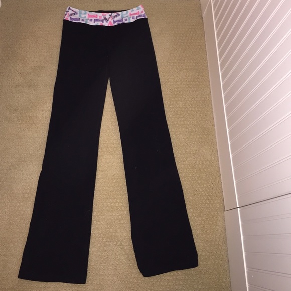 Ivivva yoga pants