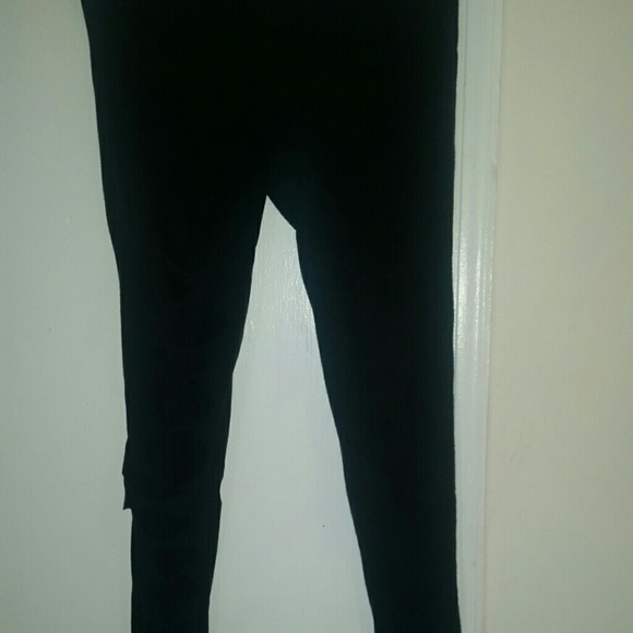 Zipped/cut up leggings