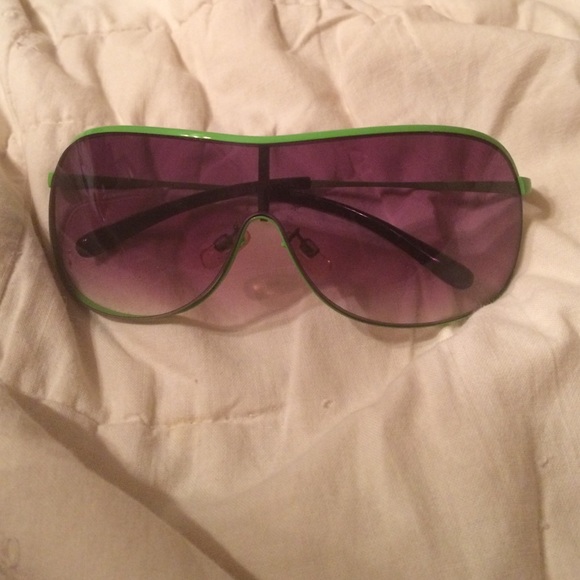 Victoria's Secret sunglasses