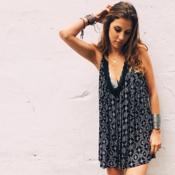 LF Dresses & Skirts - Amazing black and white print low back dress