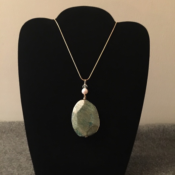 Beautiful 24 inch. Necklace.