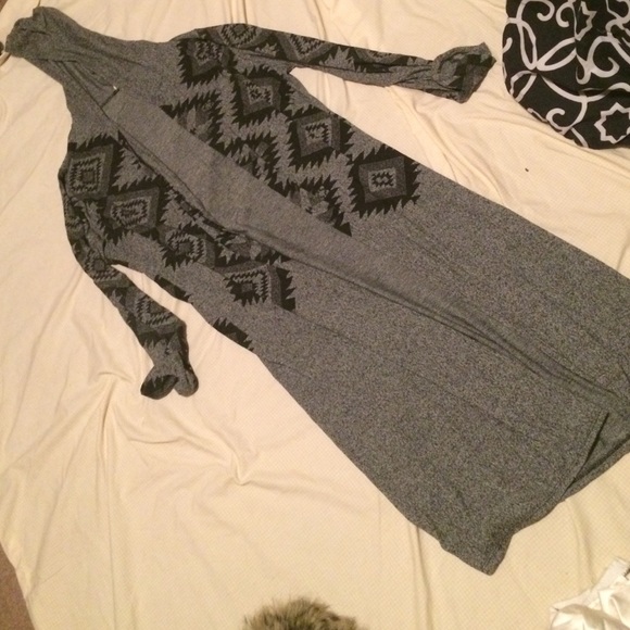 Body length hooded cardigan