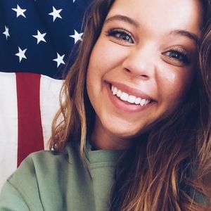 Meet your Posher, Annie