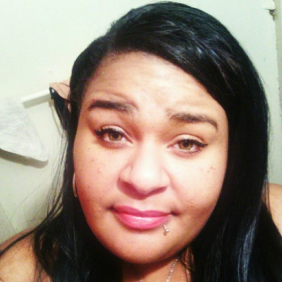 Meet your Posher, Rhitta