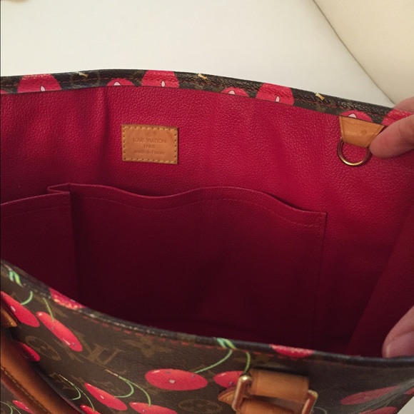Authentic Louis Vuitton Cerises Sac Plat Tote - Picture 4 of 4