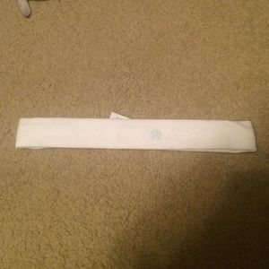 Brand new Lululemon headband