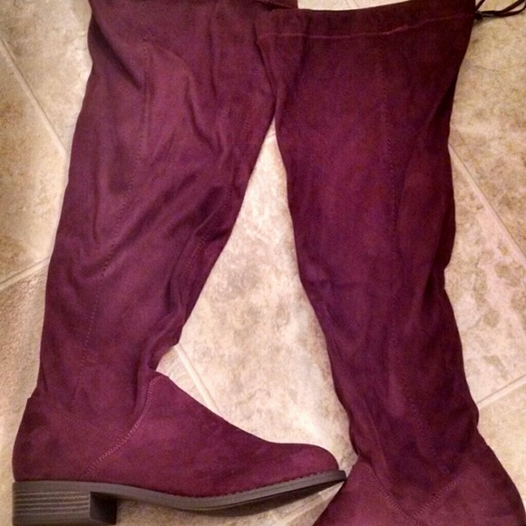 Burgundy stretch leg wide calf boots