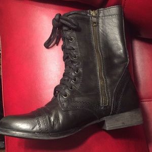 Steve Madden Troopa Boots