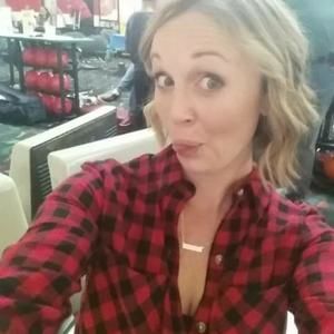 Meet your Posher, Leah