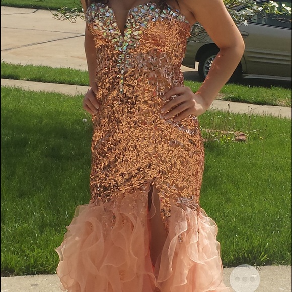 Tony Bowls Prom dress