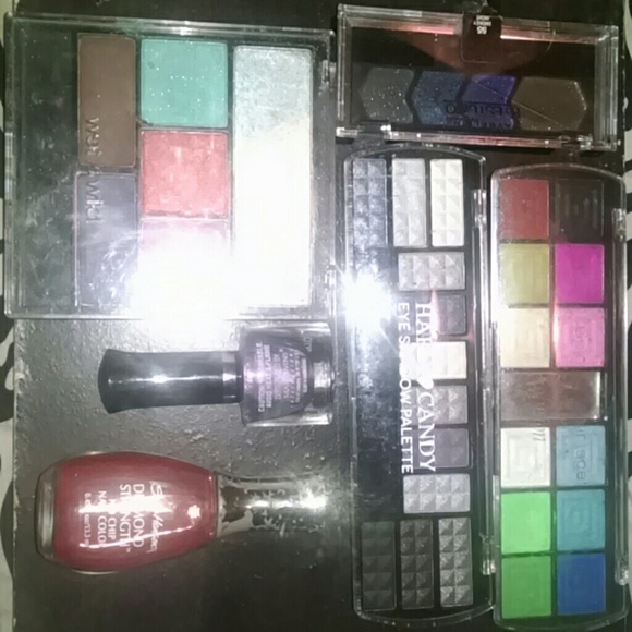 Makeup bundle