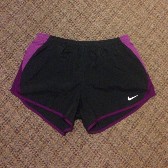 Nike shorts - Picture 1 of 2