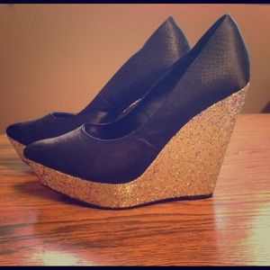 Glamorous and sparkly wedges!