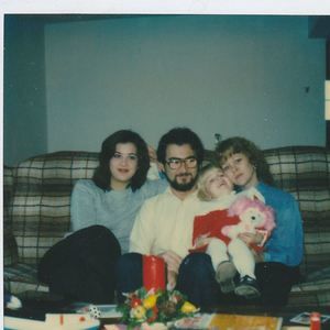 Meet your Posher, Elaine