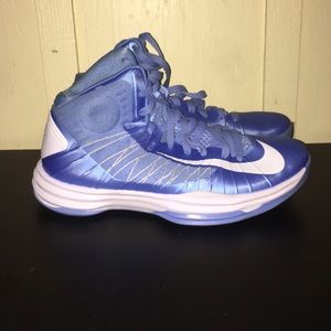 Baby blue Nike Hyperdunks