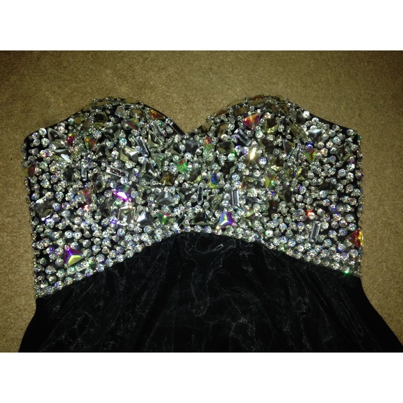 Black Homecoming Dress ✨ - Picture 3 of 4