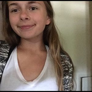 Meet your Posher, Evelyn