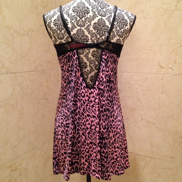 NWOT Betsey Johnson Pink Leopard Lingerie - Picture 4 of 4