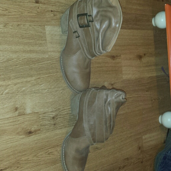 Leather boots