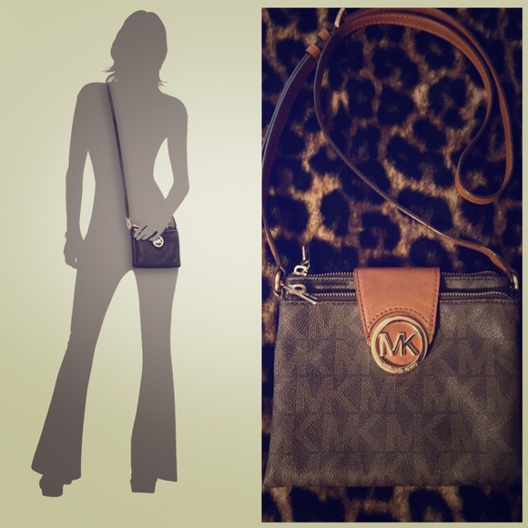 Michael Kors Fulton Crossbody