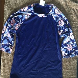 Sideout sunscreen Tee size small