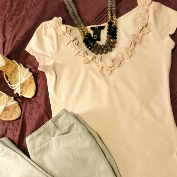 H&M v-neck with bows - Small - worn once - Picture 1 of 2
