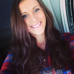 Meet your Posher, Kasie