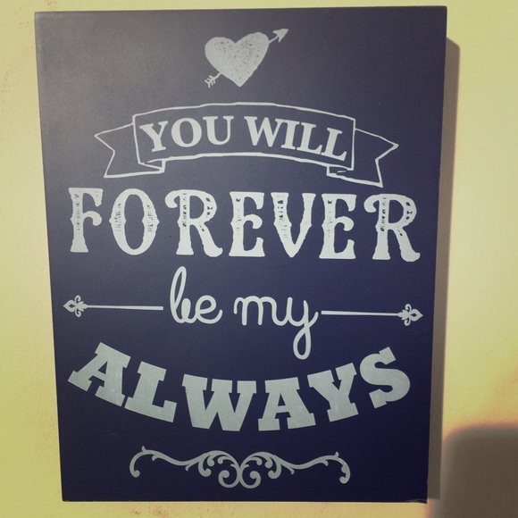 Wall decor for a bed room