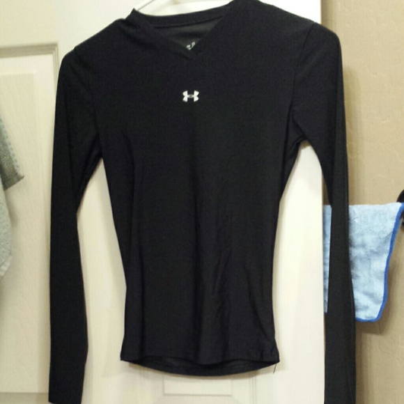 Black long sleve shirt