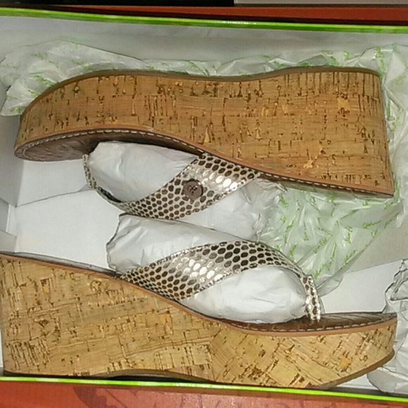 CORK PUSH TOE