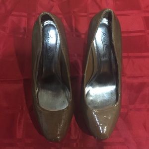 Chocolate brown pumps